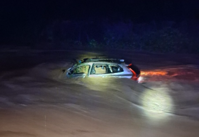 西班牙遭强降雨袭击：1人死亡，地铁关闭、停课