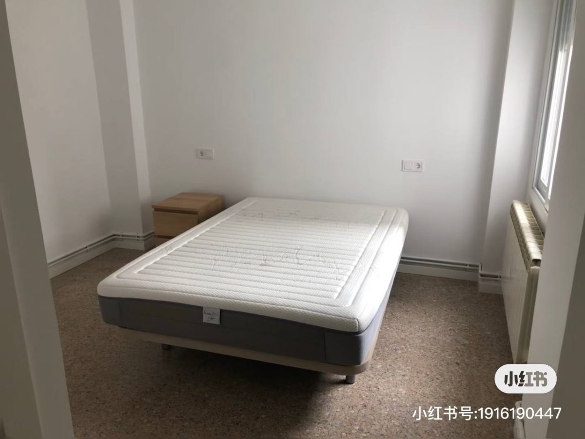 萨拉戈萨三房一厅两卫出租