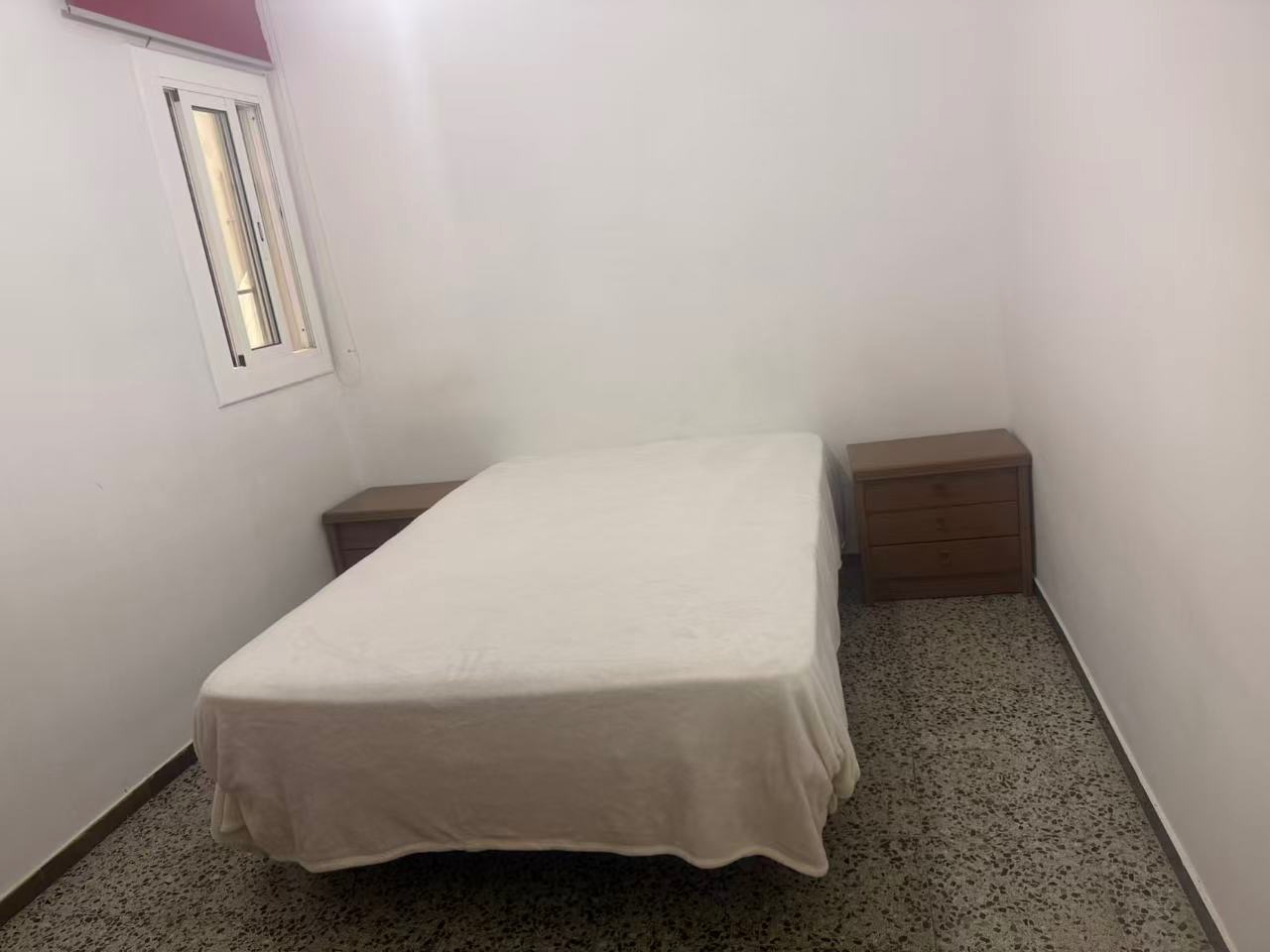 巴塞罗那市中心大房间出租