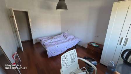 巴塞罗那Badalona仓库区双人间出租